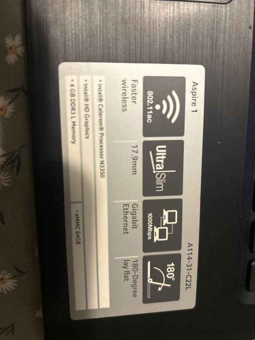 PC portatil Acer em bom estado