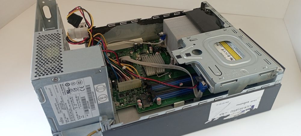 fujitsu esprimo c5731 e star5  подарунок 4gb оперативної пам'яті DDR3