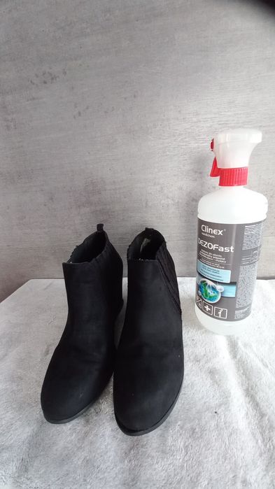 Botki, buty RIVIER ISLAND, rozmiar 37, stan bdb do poprawki.