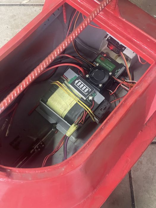 Кораблик для рибалки