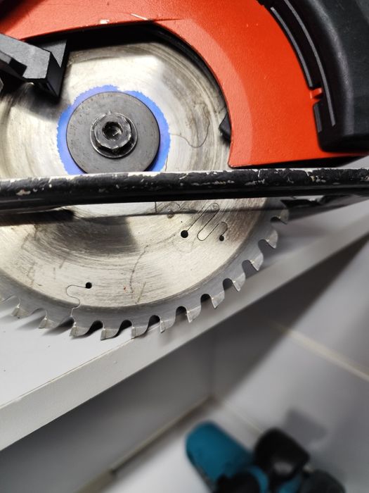 Hilti SCM 22-A акумуляторна паркетка Хілті оригінал по металу