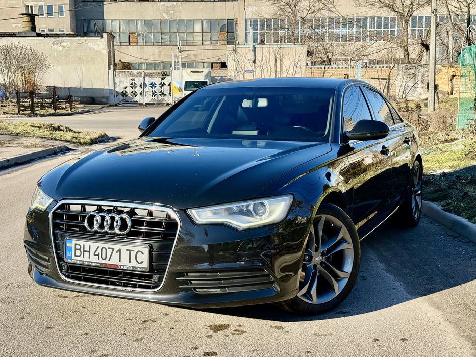 Audi A6 c7 S-line идеал ! официал,родная краска,без дтп!возможен обмен