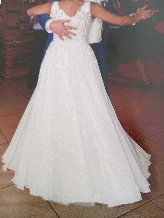 Wygodna Suknia Ślubna