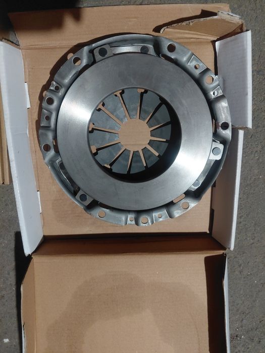 Продам комплект щеплення ,механіка на  Chery QQ