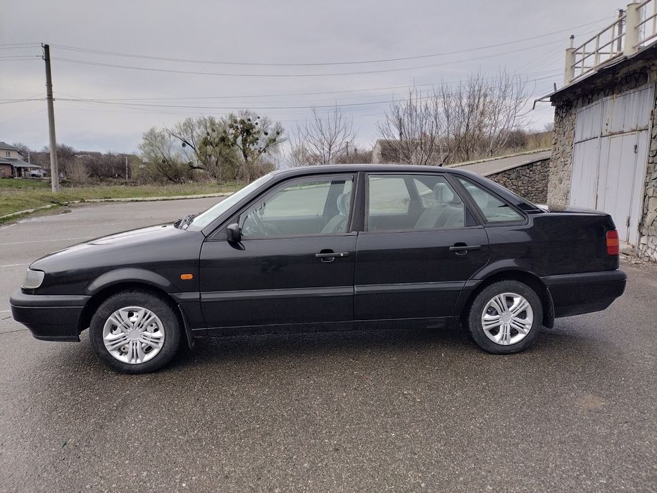 Продам свій Volkswagen Passat B4