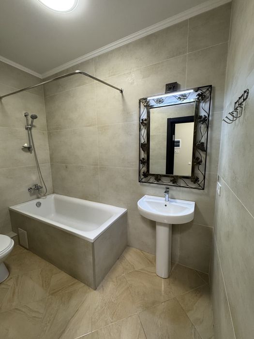 Продам 2к.квартиру 50кв.м Оболонський район ЖК Міністерський Кондратюка 3 Власник