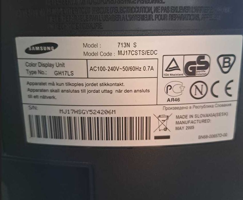 Monitor Samsung 713 NS