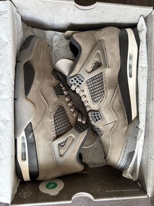 Air Jordan 4 Cave Stone