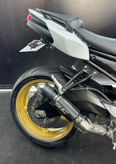 Yamaha FZ8 - Imaculada