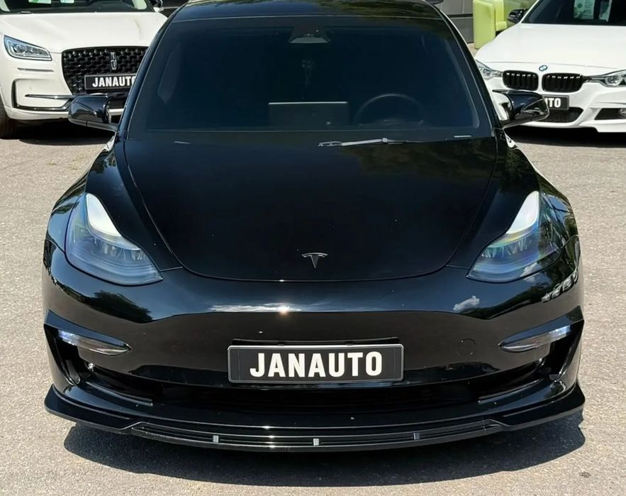 Tesla Model 3 Tesla Model 3 Dual Motor Long Rang/Performance