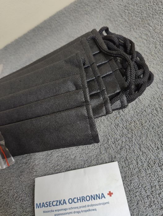 Maseczki ochronne 3 x warstwowe czarne 60 szt