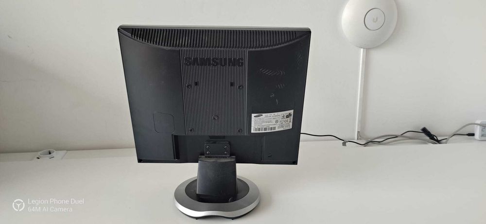 Samsung SyncMaster 710N, monitor LCD de 17 polegadas,