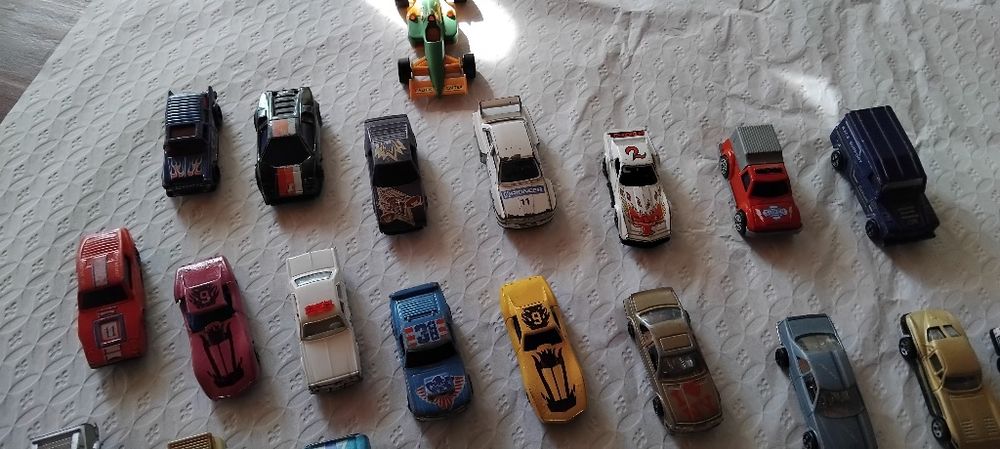 Carrinhos miniatura