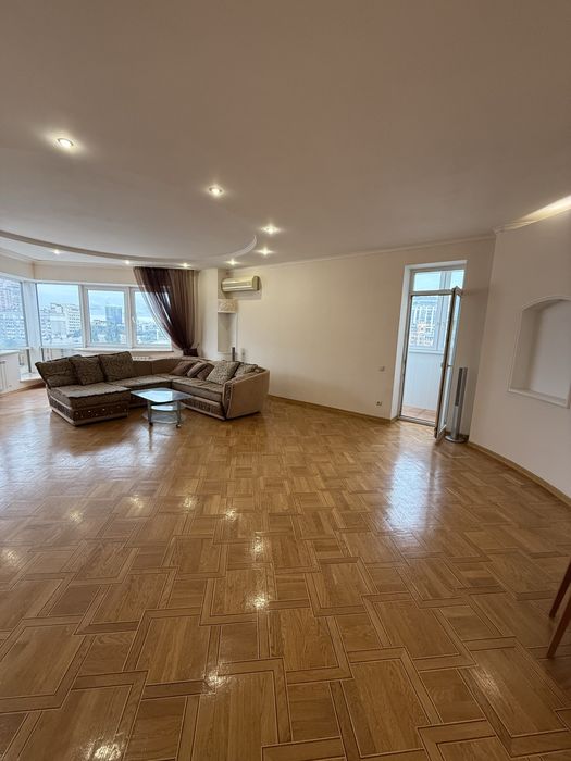 Аренда квартиры, Печерск, евроремонт,Мариинский парк,метро,Лавра