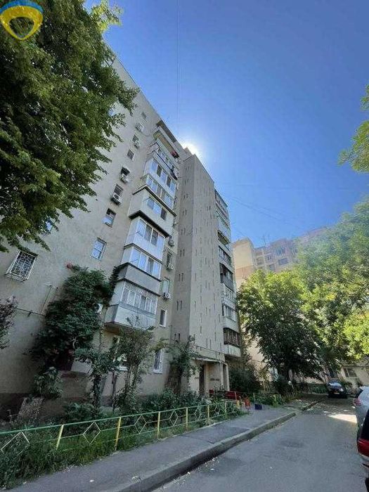 2 комн квартира на Таирова Академика Королева