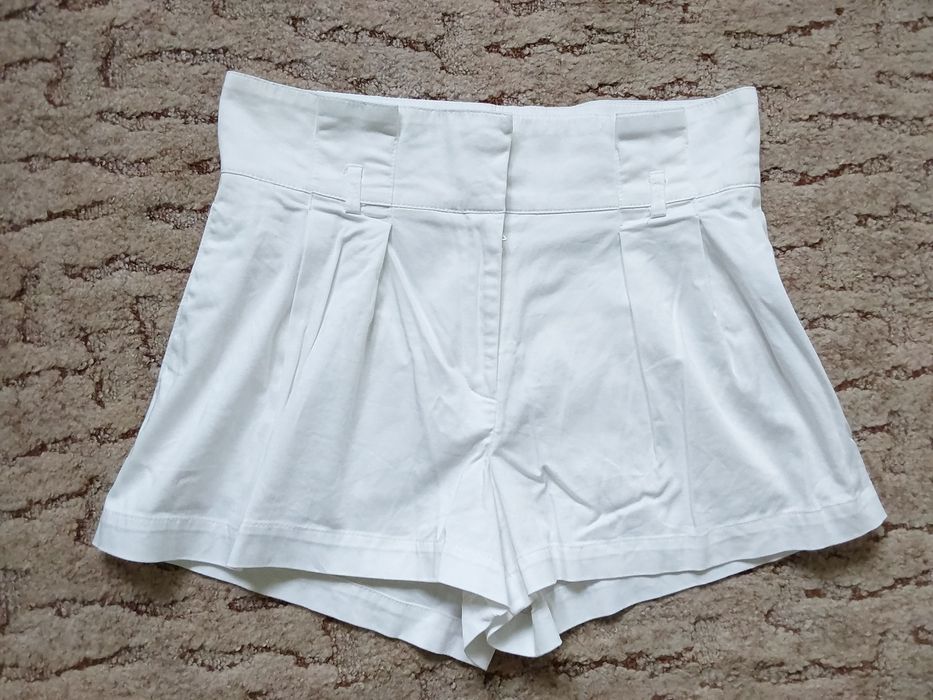 Szorty damskie białe  Nowe