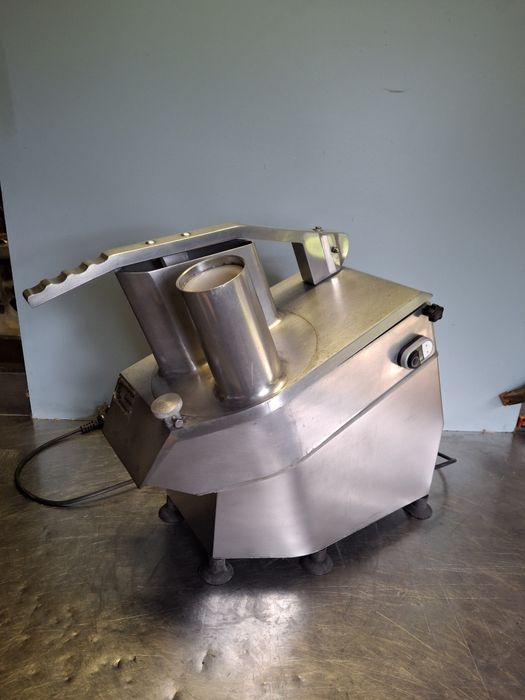 Szatkownica , jarzyniarka gastronomiczna 220V 550W