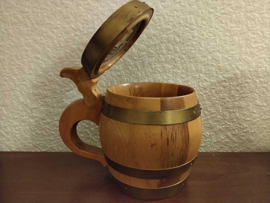 Бочка з емблемою Києва, оброблена міддю ручна робота