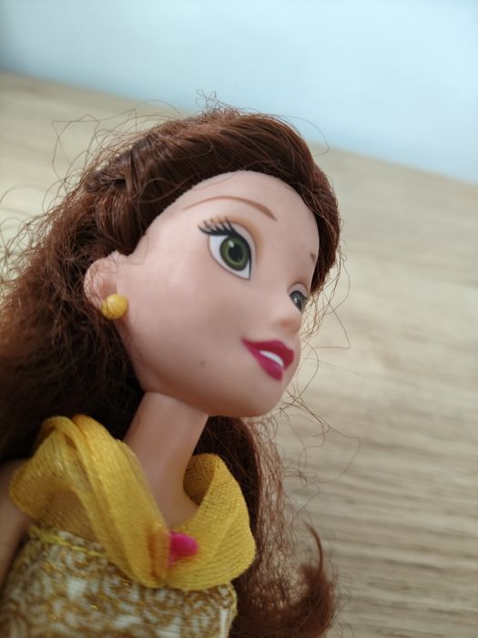 Lalka Disney Bella z Piękna i bestia