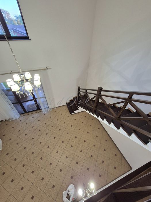 Оренда Будинку з басейном та сауною.Камін,Газ. Осокорки