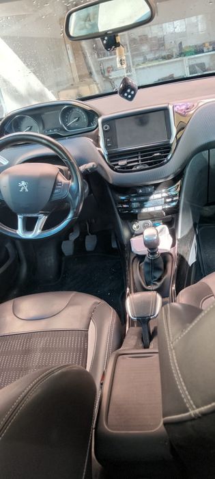 Peugeot 2008 BLUE-HDI