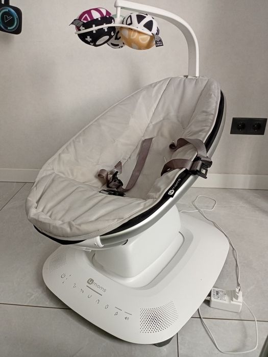 4moms mamaRoo – електрична гойдалка, шезлонг для немовлят
