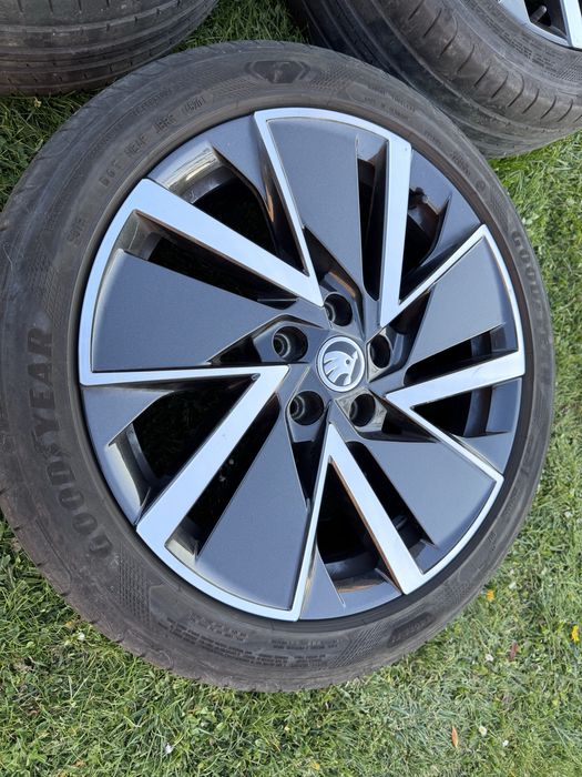 Koła Skoda Octavia, Superb 225/45R18 91Y
