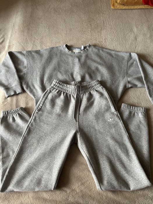 Оригінальний спортивний костюм від бренду Adidas б/у, але стан норм.