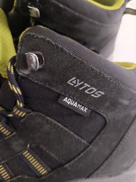 Продаються зимні ботінки