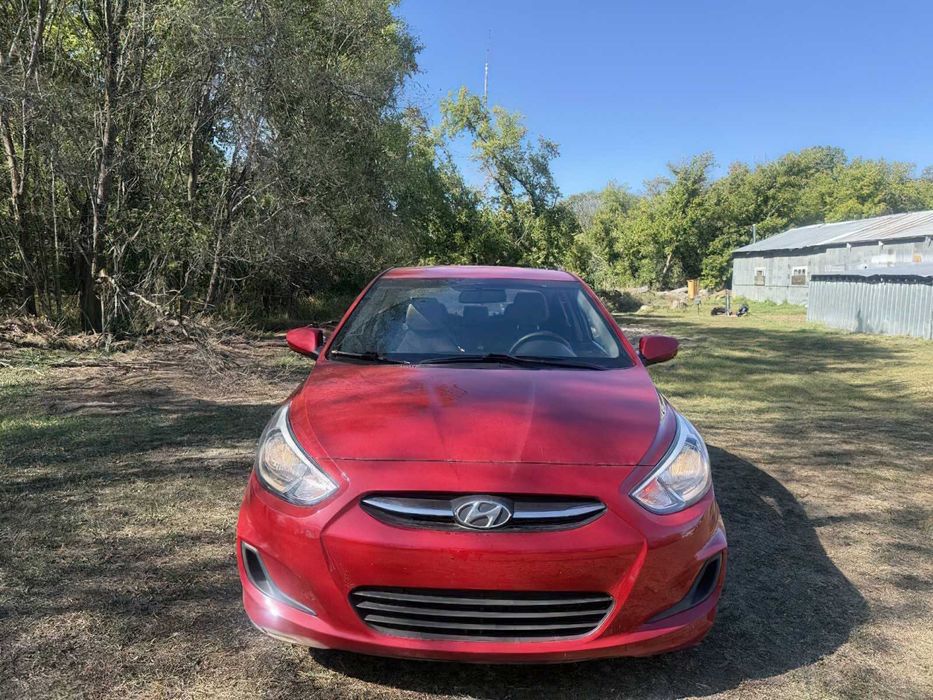 Hyundai Accent      2015