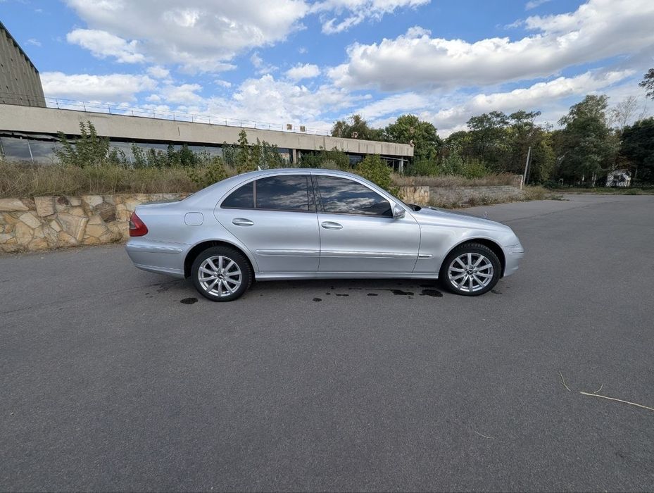 Мерседес w211 2.2 cdi