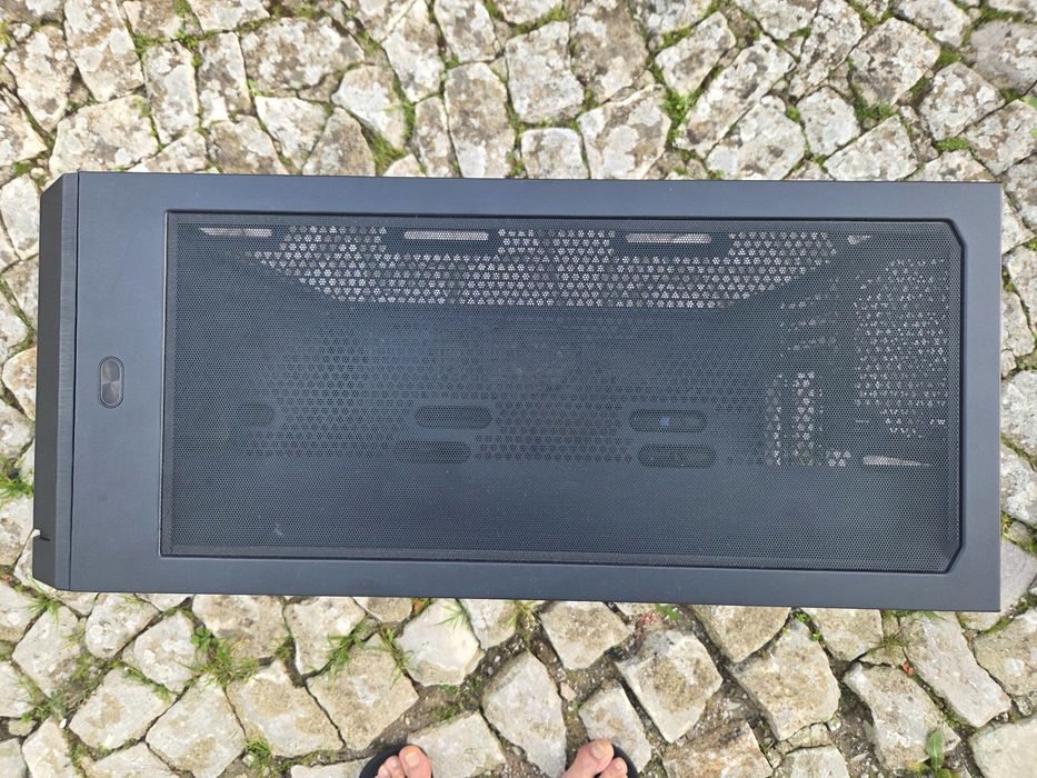 Caixa EATX Phanteks Enthoo Pro 2 RGB
RGB com vidro temperado