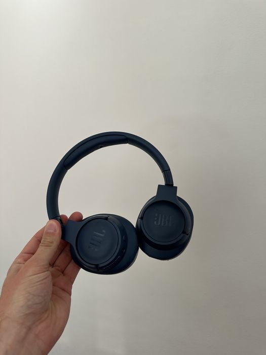 Навушники JBL 720 BT