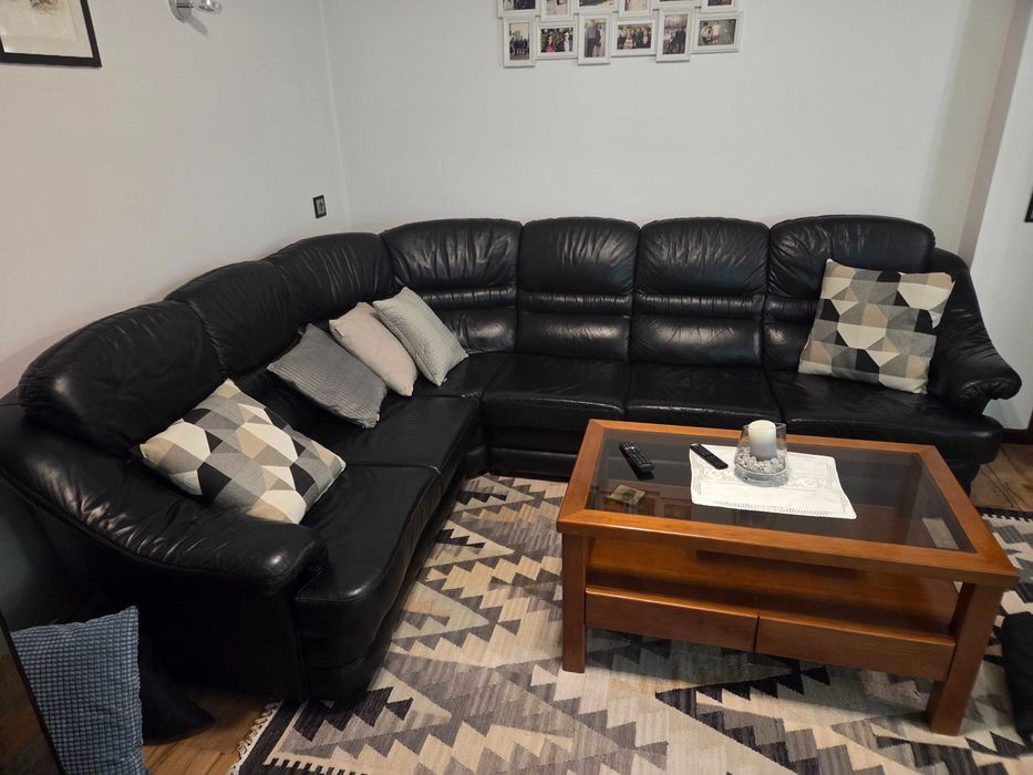 Vendo sofás em couro em mto bom estado