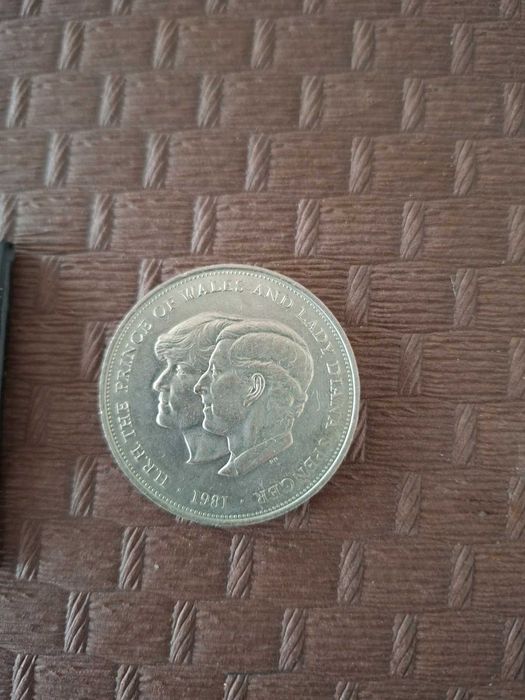 Medalha comemorativa Casamento Charles & Diana (1981) com estojo Midland Bank
