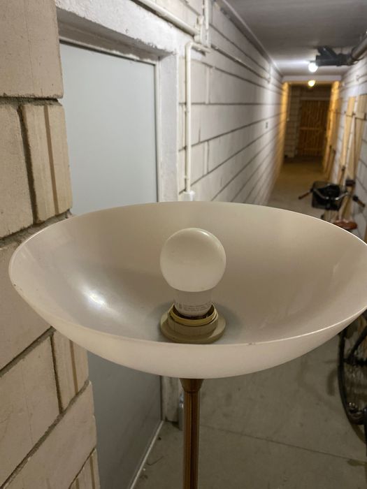 Lampa stojąca, dwie żarówki