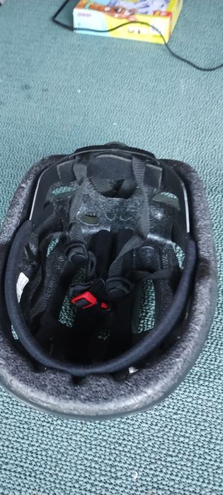 Kask czarny z  zagranicy