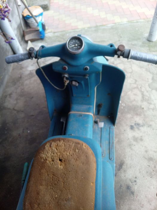 Продам мотороллер Муравей.