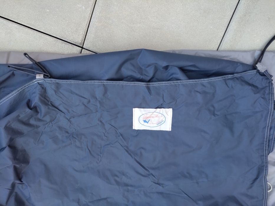 Tenda campismo canadiana com oferta cadeira