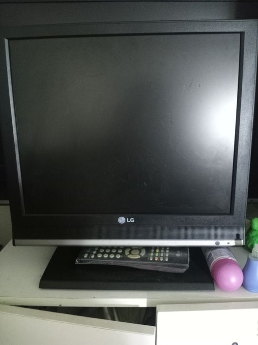 Televisão LG em ótimo estado