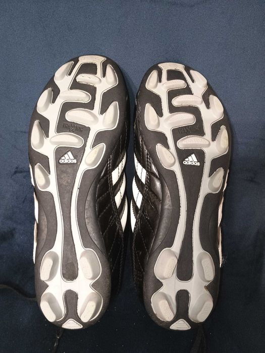 Korki Adidas Puntero 38
