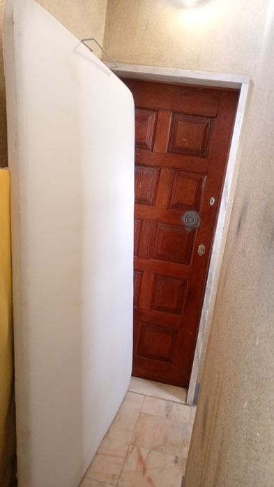Estrado inteiriço IKEA 190 x 140cm
190cm x 140cm,