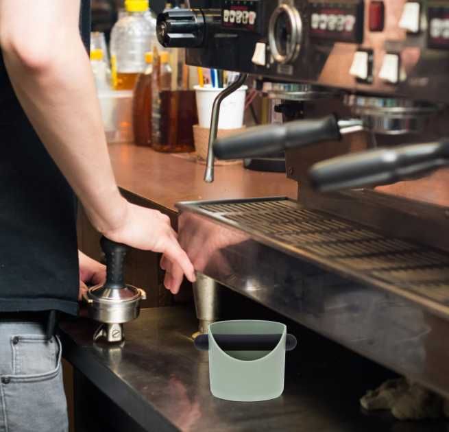 Silikonowy pałeczkowy ubijak do kawy / knock bar  17 cm – czarny