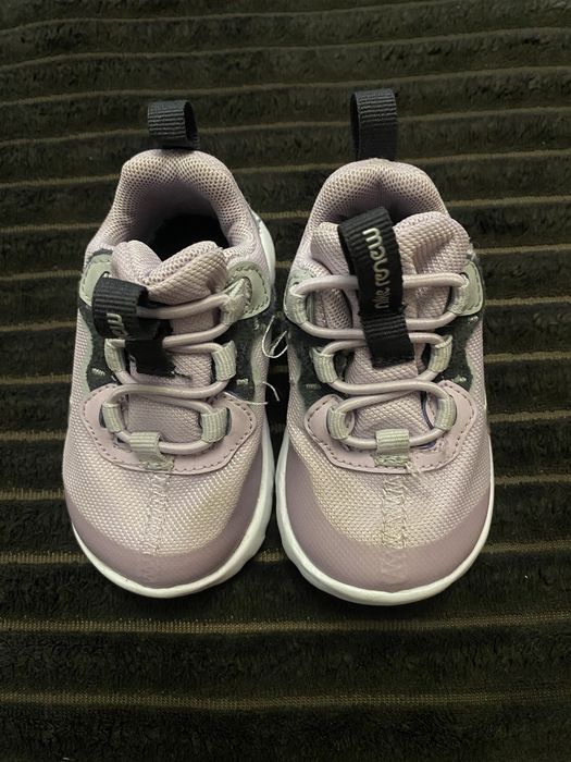 Детские кроссовки nike