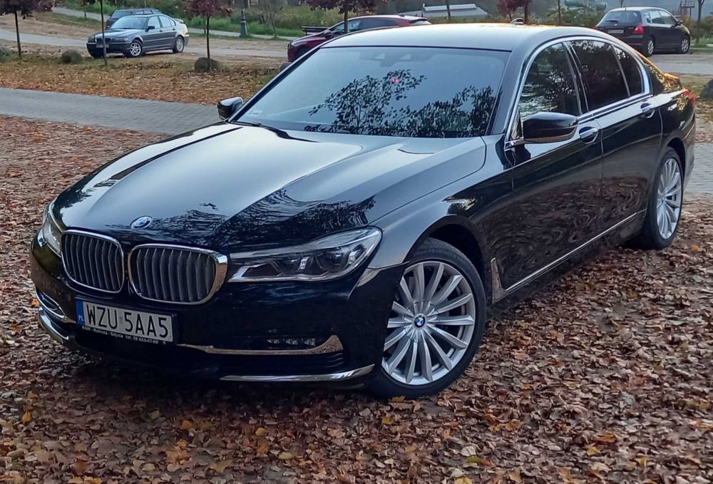 BMW seria 7 laser Bogate wyposażenie 4x4