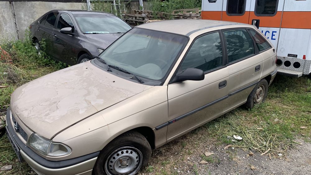 Опель Астра F ( benz )