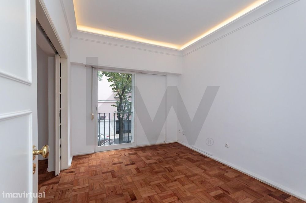 T2 de 157m2 com Terraço e Varanda | Prime Location - Rua Sampaio e Pin