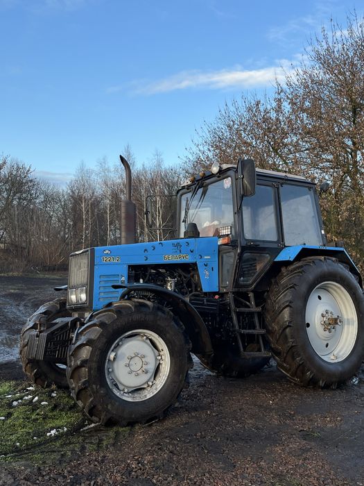 Трактор МТЗ 1221.2
