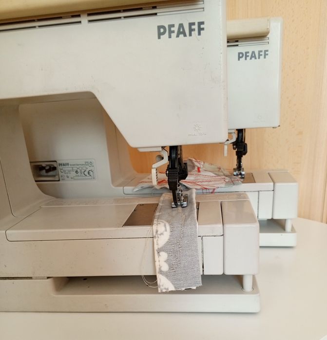 Швейні побутові машинки PFAF