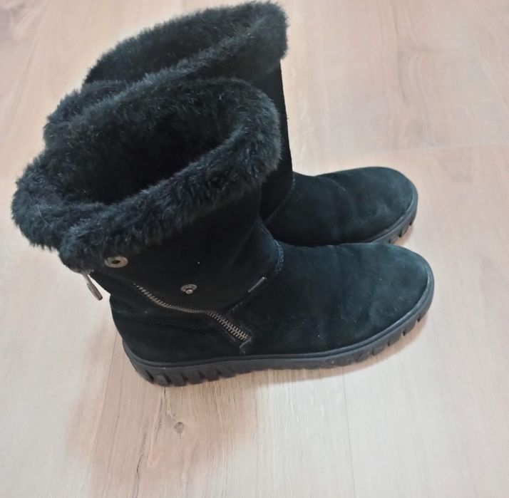 Зимові сапоги фірми Rieker  37 р.